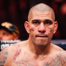 Alex Pereira Threatens Retirement Amidst UFC Dispute