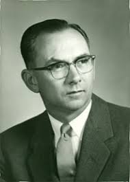 Jesse Coleman Hunter Jr., petroleum engineer, rancher, and two-term mayor of Abilene, was born July 31, 1914, in Van Horn, Texas, to J. C. and Eloise Hunter ... - Hunter_JC_Jr