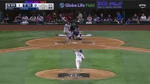 Austin Wells' solo homer (3)