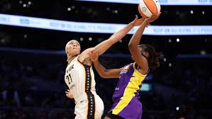 WNBA新人Makayla Timpson惊天封盖：连对手都看傻的防守艺术是如何炼成的？