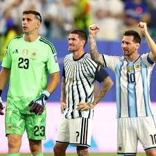 Quem chega mais forte nas oitavas da Copa do Mundo? Assista ao Seleção Estadão