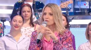 N'oubliez pas les paroles: Gaffes de Nagui et performances de Cindy! - Imagen ilustrativa del artículo
