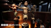 Fransiiska oo dib u celinaya farshaxanadii Afrika