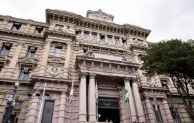TJSP paga média de R$132 mil a magistrados em março