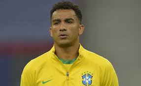 Cazé ‘esquece’ Neymar e contesta Alex Sandro e Danilo, dupla do Flamengo, em convocação da Seleção Brasileira