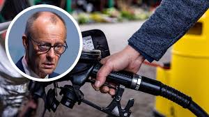 Merz-Regierung könnte neue „gezieltere Hilfen“ an der Tankstelle erlassen – 12-Uhr-Regel scheitert krachend