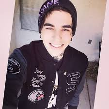 Caked Up~Oscar Wylde updated the community photo - CFTLHZgTvcg