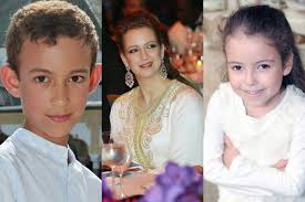 Le prince héritier Moulay Hassan et sa petite sœur la princesse Lalla Khadija, enfants du Roi Mohammed VI et de la princesse Lalla Salma, passent leurs ... - arton39016