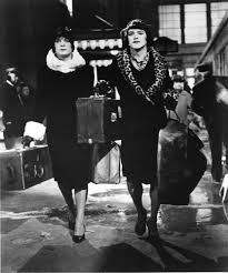 Resultado de imagen de some like it hot mobsters scenes