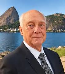 Santos Dumont’s great-nephew dies at 100