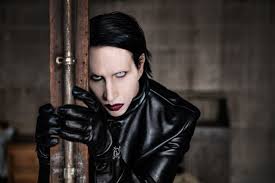Marilyn Manson Covers Phil Collins' 'In The Air Tonight'