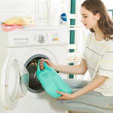 Résultat de recherche d'images pour "shoe bag washing machine"