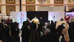 العرض الأول لأرقى تصاميم الأزياء