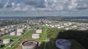 Près d'un sixième des réserves stratégiques de pétrole des pays de l'Agence internationale de l'énergie écoulées depuis mars — Les Echos