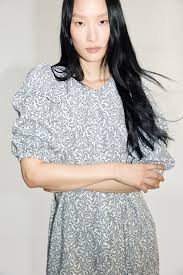 Puff-Sleeved Dress - White/blue patterned - Ladies | H&M US