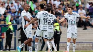 Pachuca comienza en lo más alto