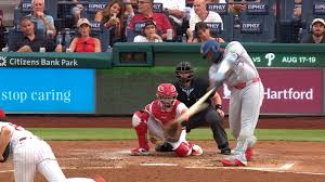 John Schneider Explains Why Vladimir Guerrero Jr. Remains in Top Batting Order Despite Struggles - Yahoo Sports