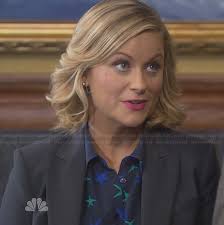 WornOnTV: Leslie&#39;s red sail boat print shirt on Parks and Recreation | Amy Poehler | Clothes and Wardrobe ... - leslies-navy-blue-green-star-print-shirt
