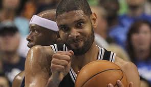 Die San <b>Antonio Spurs</b> gewinnen Spiel zwei der ersten Playoff-Runde bei den <b>...</b> - tim-duncan-spiel-zwei-mavs-spurs-514