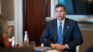 ¡Paraguay Asciende! Fitch Ratings Mejora su Calificación a Positiva - Imagen principal del artículo
