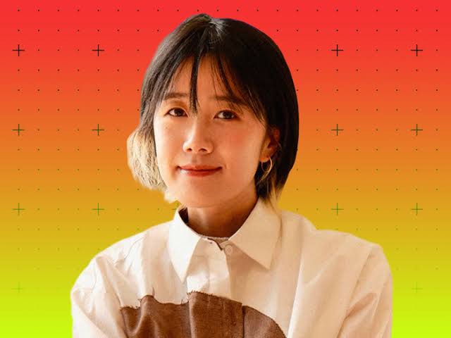 Lilian Weng resigns from Thinking Machines Lab citing stress and health issues; she's the fourth cofounder to leave since launch.