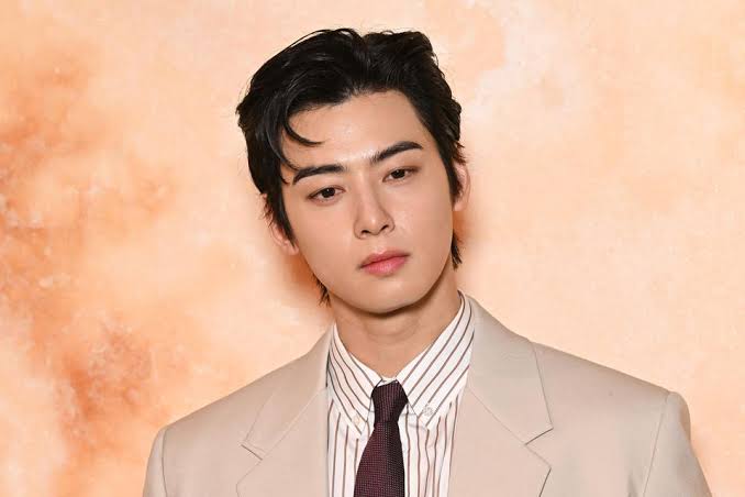 Cha Eun-Woo To Bring His Interactive, VR Concert To Global Cinemas