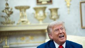 Ameaça do Irã levou EUA a esconder Trump em avião