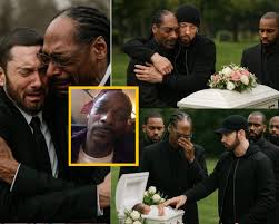 BREAKING: Eminem's Hear.tb;reaking Surprise at Snoop Dogg's Grandchild's Fu;ne/ral Sh0'cks Everyone — Leaves Snoop in Tears and Devas;t/ated Son Finding Unexpected Hope! See more: https://updatetinus.com/jrysps