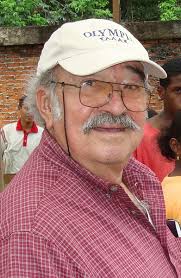 Dr Hector Munoz Coronado Munoz joined the IICA Guyana office in the early 1980s as Animal Production Specialist; then went on to serve in the same capacity ... - dr-munoz