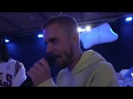 Justin Bieber Flawlessly Raps Eminem Verse