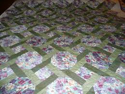 Résultat de recherche d'images pour "garden maze quilt"