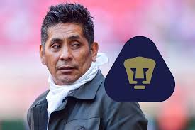 ¿Debut en el banquillo? Jorge Campos estaría cerca de ser entrenador de 
Pumas