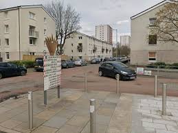 Three arrested after man 'abducted' as police stand guard at Glasgow flat — Glasgow Live