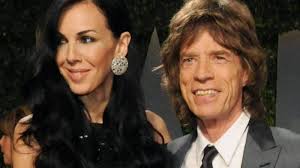 Kekasih Mick Jagger Nekat Bunuh Diri karena Terlilit Utang 6 Miliar Dolar AS. Daily Mail. L Wren Scott (kiri) bersama kekasihnya Mick Jagger. TRIBUNNEWS. - 20140318_034841_mick-jagger-dan-kekasih
