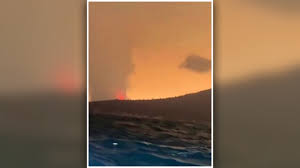 La erupción del volcán Anak Krakatoa provoca cancelaciones y retrasos en aeropuertos de Indonesia