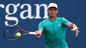 Auger-Aliassime Cruises Past Harris in Thrilling US Open Opener