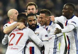 ليون يفوز علي روما في مباراة الذهاب