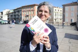 « La société est plus progressiste qu’on le pense » : la députée écologiste Sandrine Rousseau défend son nouveau livre et son franc-parler à Nice