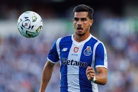 Novidade na defesa e sem dilema no ataque: onze provável do FC Porto com o Alverca (fotos)