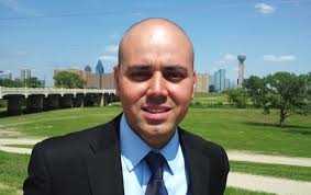 Abraham Ruiz has joined KFWD-52, the MundoFox affiliate in Dallas. He&#39;ll be reporting to Wayne Casa, EVP &amp; General Manager. - Abraham_Ruiz-e1366736716975