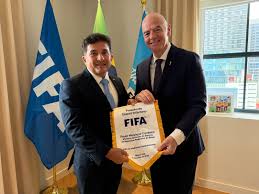 Ministro do Esporte entrega marco regulatório da Copa Feminina à Fifa