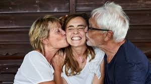 La Luna en Cáncer activa encuentros familiares: los signos más favorecidos