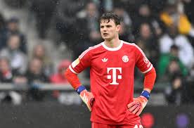 “The team made it easy for me” — Jonas Urbig speaks on Bayern Munich’s 3-0 win against Gladbach