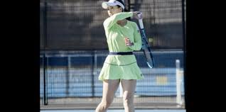園田彩乃、浜辺で鍛えた美ボディ披露！グラビア級のスタイルに絶賛の嵐！ - Imagen principal del artículo