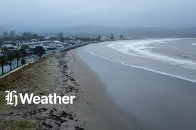 'Keep an eye out': MetService warns of 100km/h gusts, localised tornado risk
