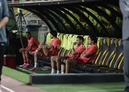 اوستون اورونوف، اولین تعویض پرسپولیس؟