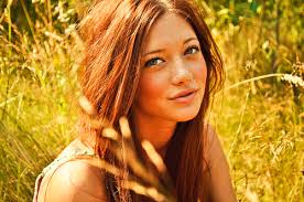 Afbeeldingsresultaat voor pretty girl with natural orange hair