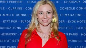 EXCLU "Des messages d'insultes et de mort " : Maud Baecker harcelée sur les réseaux sociaux à ses débuts pour son rôle dans Demain nous appartient