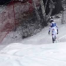 McGrath wirft Slalom-Gold weg – und stapft hässig Richtung Wald