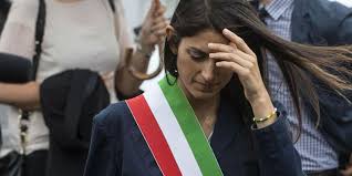 Risultati immagini per VIRGINIA RAGGI E LA GIUNTA